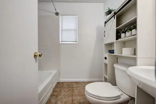 2124 Marshall Drive, photo 8 of 12